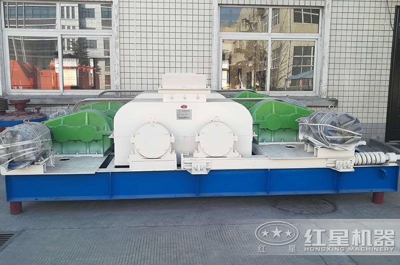 對(duì)輥式破碎機(jī)圖片