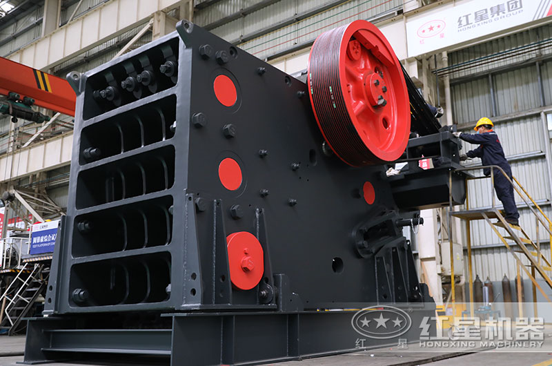 鄂破碎機(jī)900x1200時(shí)產(chǎn)多少噸？多少錢？