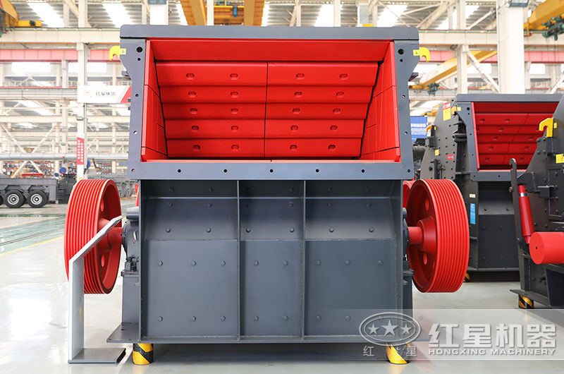 反擊破碎機設備圖片