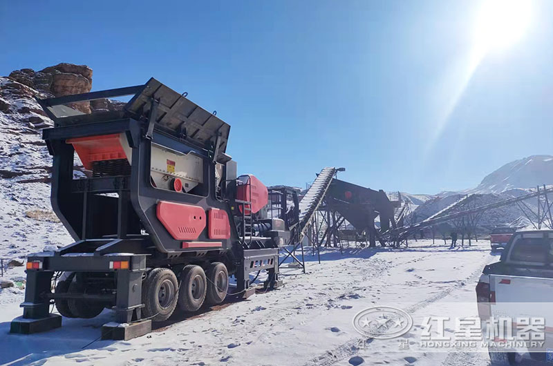 移動破碎機工作現(xiàn)場圖片