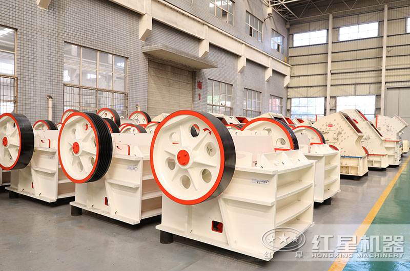 日產量200噸碎石機多少錢一臺？