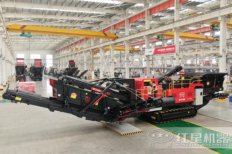 履帶式移動破碎車圖片，制造車間