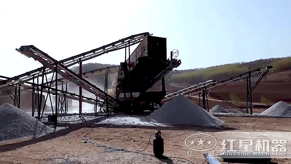 柴油小型流動(dòng)石子破碎機(jī)價(jià)格多少錢(qián)？產(chǎn)量是多少？