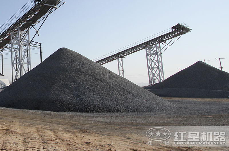 環(huán)保對(duì)生產(chǎn)機(jī)制砂的設(shè)備有什么要求，有沒有無塵生產(chǎn)現(xiàn)場(chǎng)